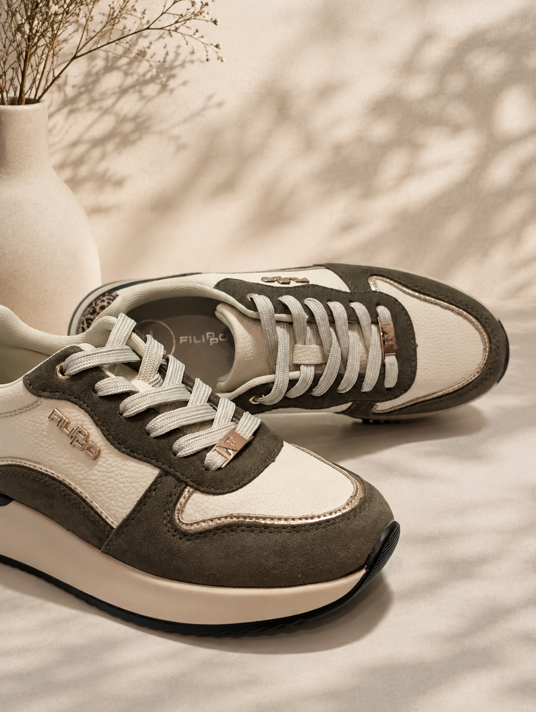 Sneakersy skórzane Filippo 7103 beż khaki panterka