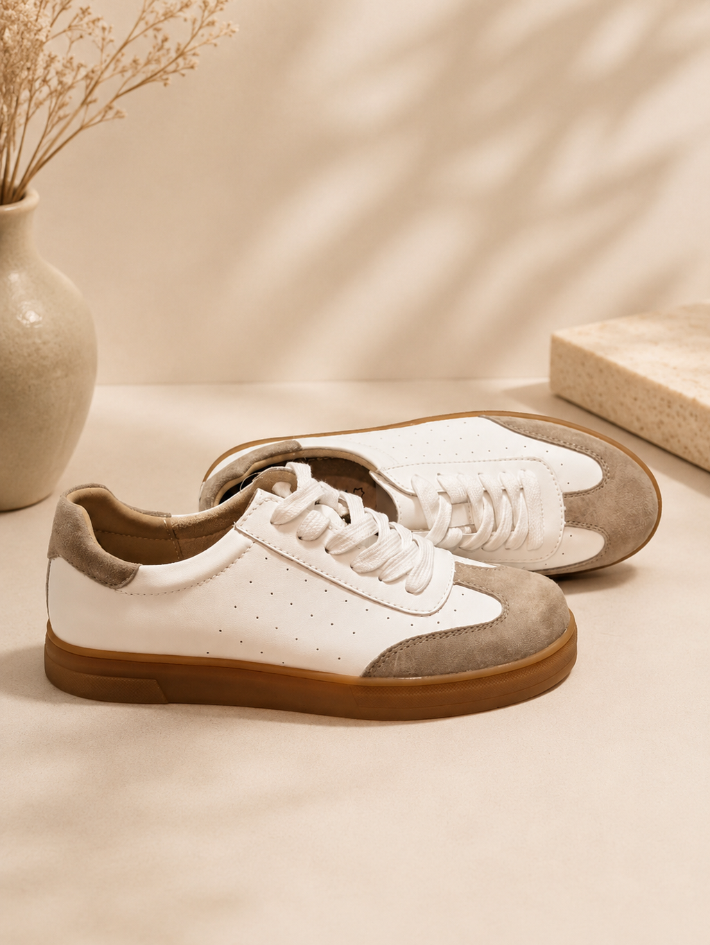 Sneakersy białe skórzane Filippo 6128
