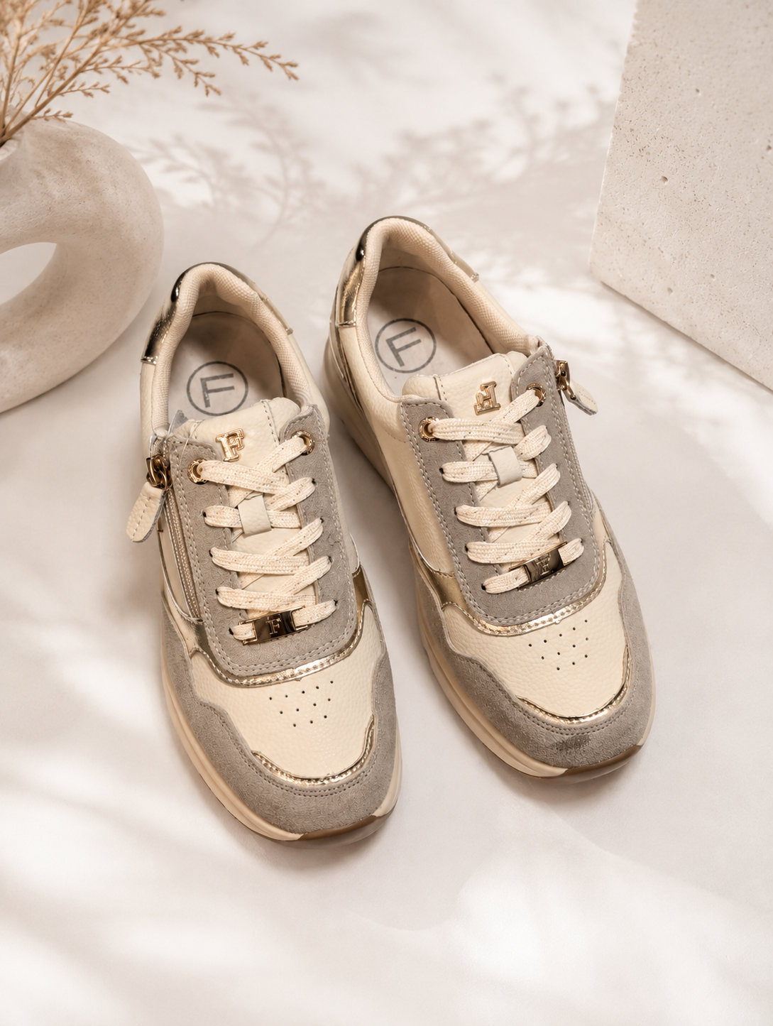 Filippo 7767 leather beige sneakers