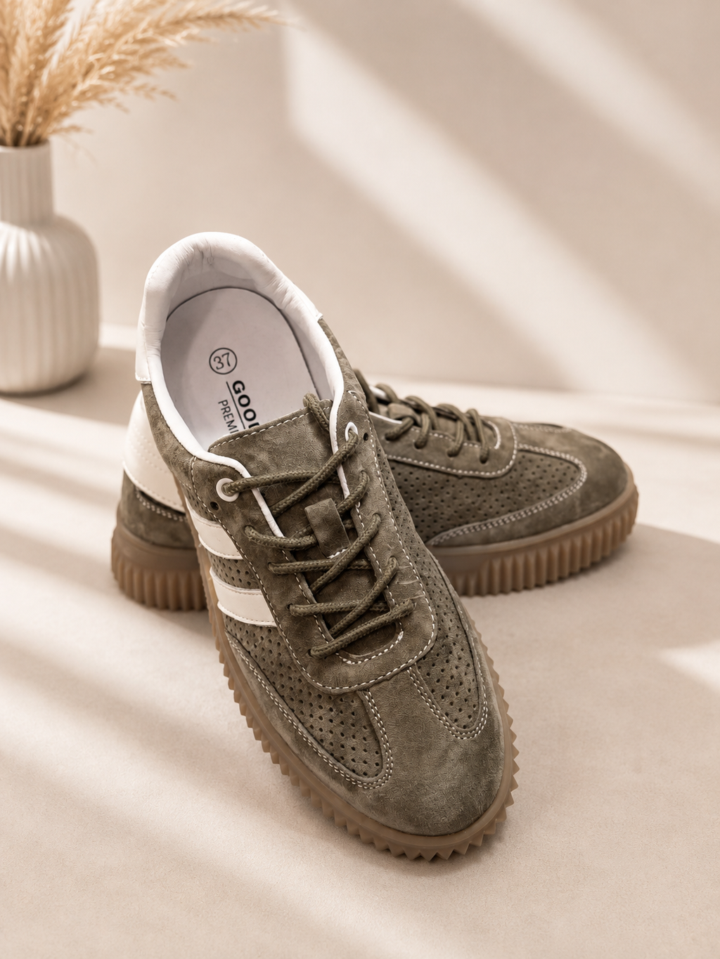 Goodin 199b khaki natural leather sneakers